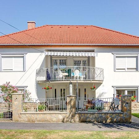 Ilona Apartman Hévíz Exteriör bild
