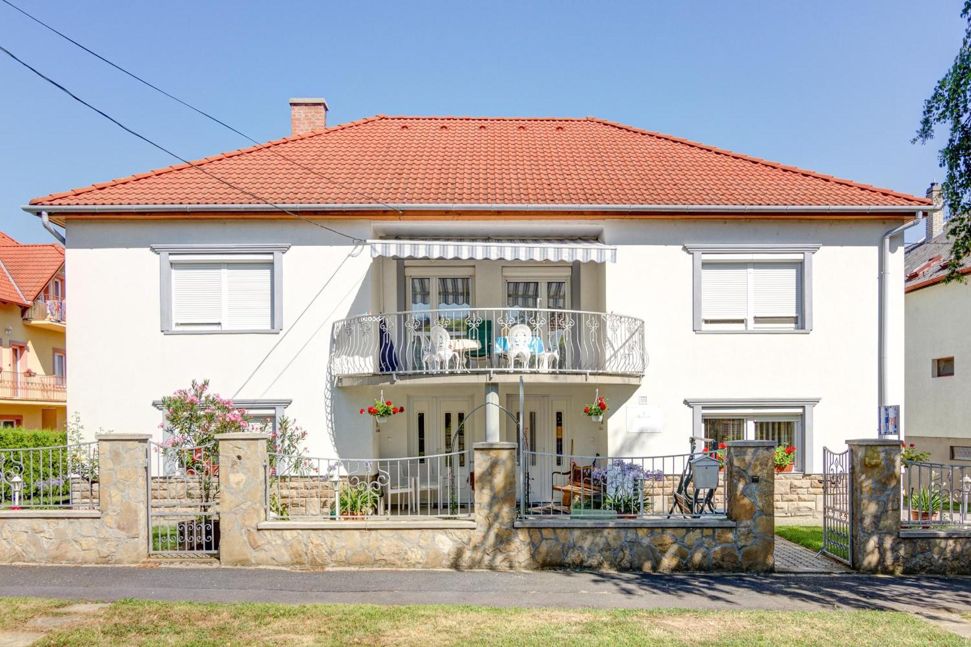 Ilona Apartman Hévíz Exteriör bild